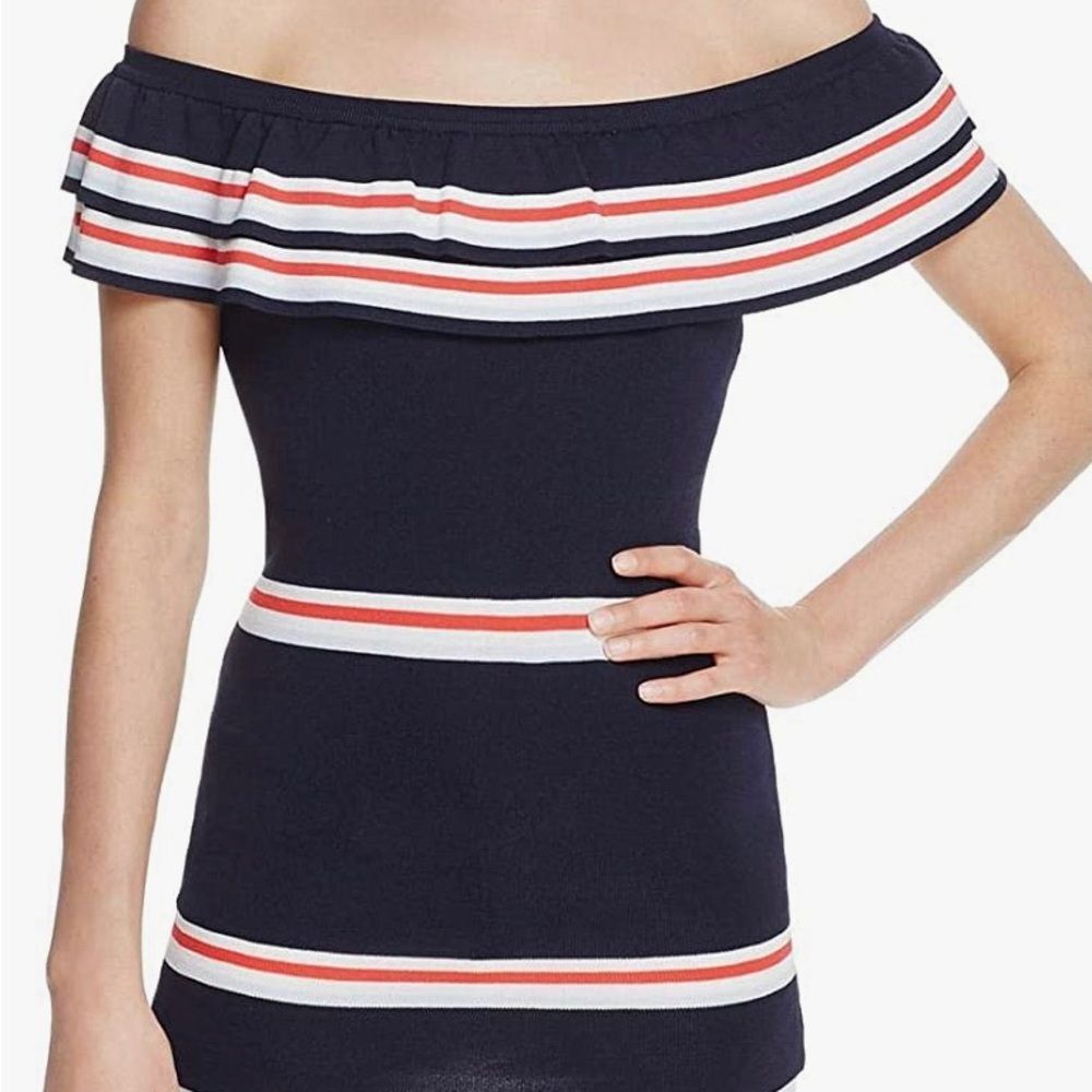 VERO MODA Women's Grace Ruffle Off Shoulder Striped Top Size Medium